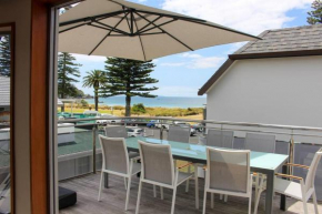 Beachfront Home in Mount Maunganui
